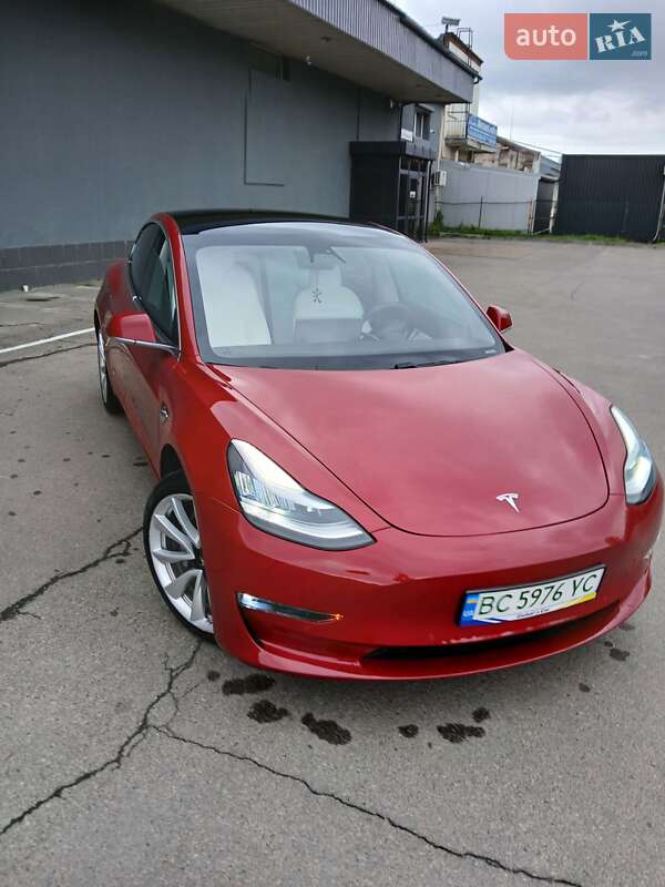 Tesla Model 3 2019 Tesla Model 3 2019