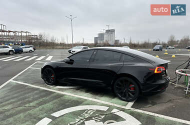 Седан Tesla Model 3 2019 в Киеве