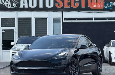 Tesla Model 3  2022