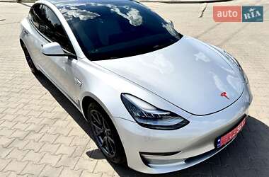 Tesla Model 3  2018