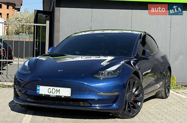 Tesla Model 3  2022