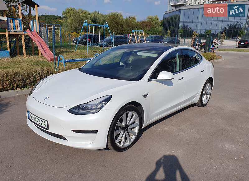 Седан Tesla Model 3 2020 в Ровно фото 31 Седан Tesla Model 3 2020 в Ровно
