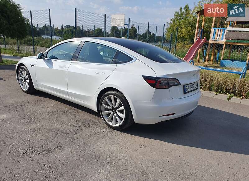 Седан Tesla Model 3 2020 в Ровно фото 34 Седан Tesla Model 3 2020 в Ровно