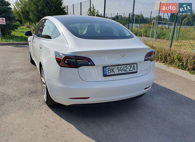 Седан Tesla Model 3 2020 в Ровно фото 35 Седан Tesla Model 3 2020 в Ровно