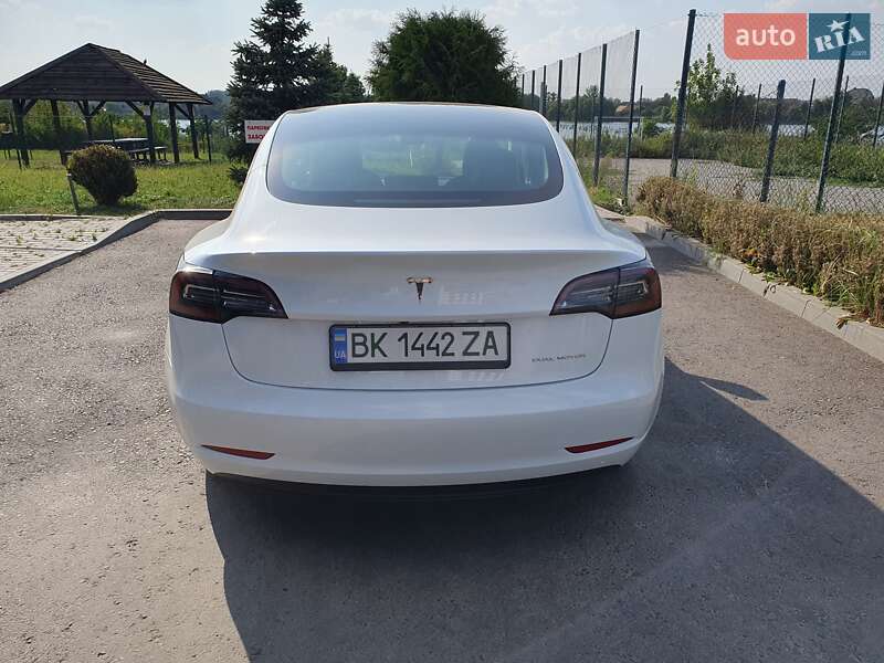 Седан Tesla Model 3 2020 в Ровно фото 36 Седан Tesla Model 3 2020 в Ровно