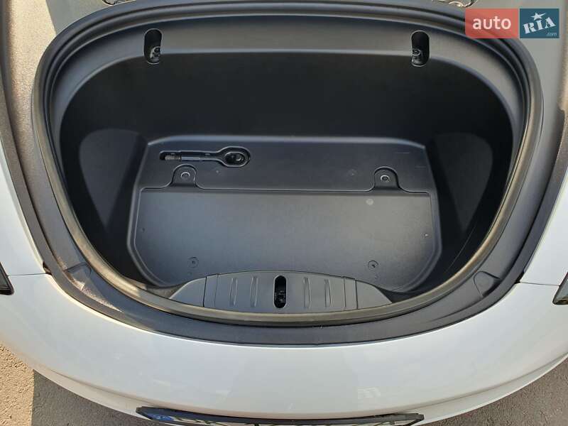 Седан Tesla Model 3 2020 в Ровно фото 54 Седан Tesla Model 3 2020 в Ровно