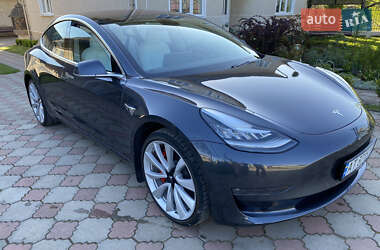 Tesla Model 3  2018