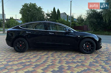 Tesla Model 3  2018