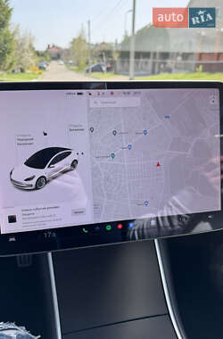 Седан Tesla Model 3 2020 в Рівному