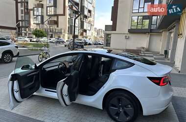 Tesla Model 3  2023