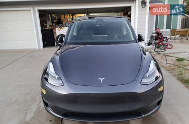 Tesla Model 3  2022