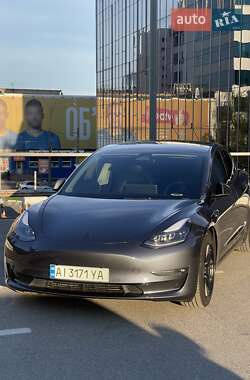 Седан Tesla Model 3 2022 в Киеве фото 3 Седан Tesla Model 3 2022 в Киеве