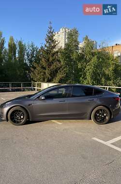 Седан Tesla Model 3 2022 в Киеве фото 5 Седан Tesla Model 3 2022 в Киеве