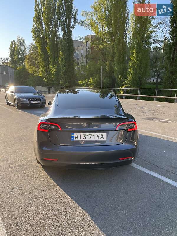 Седан Tesla Model 3 2022 в Киеве фото 8 Седан Tesla Model 3 2022 в Киеве