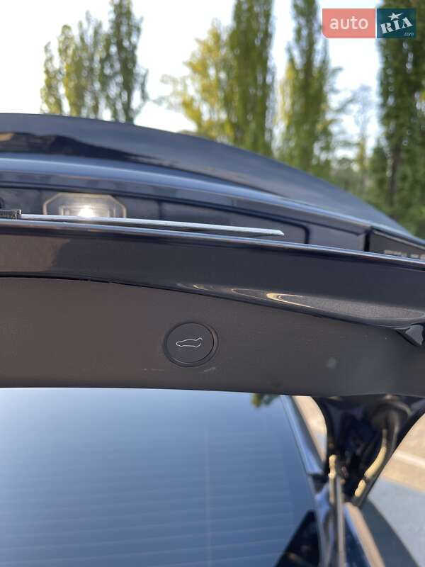 Седан Tesla Model 3 2022 в Киеве фото 23 Седан Tesla Model 3 2022 в Киеве