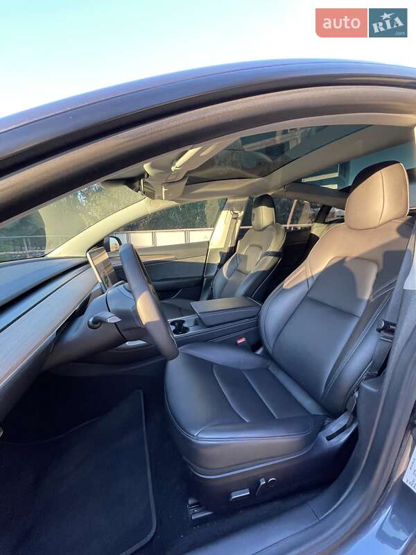 Седан Tesla Model 3 2022 в Киеве фото 28 Седан Tesla Model 3 2022 в Киеве