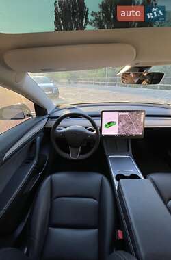 Седан Tesla Model 3 2022 в Киеве фото 34 Седан Tesla Model 3 2022 в Киеве