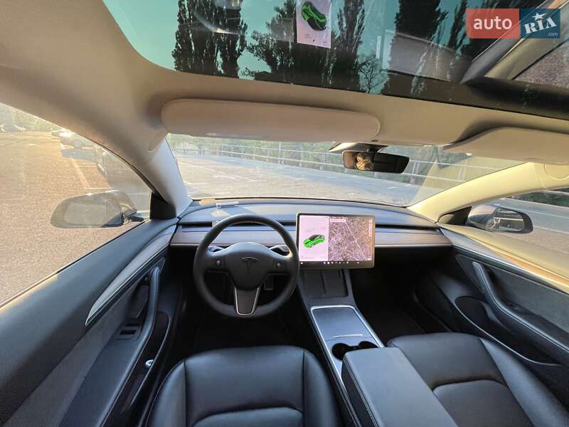 Седан Tesla Model 3 2022 в Киеве фото 35 Седан Tesla Model 3 2022 в Киеве