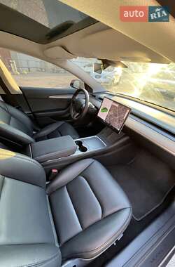 Седан Tesla Model 3 2022 в Киеве фото 36 Седан Tesla Model 3 2022 в Киеве