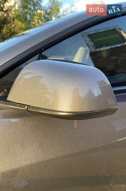 Седан Tesla Model 3 2022 в Киеве фото 39 Седан Tesla Model 3 2022 в Киеве