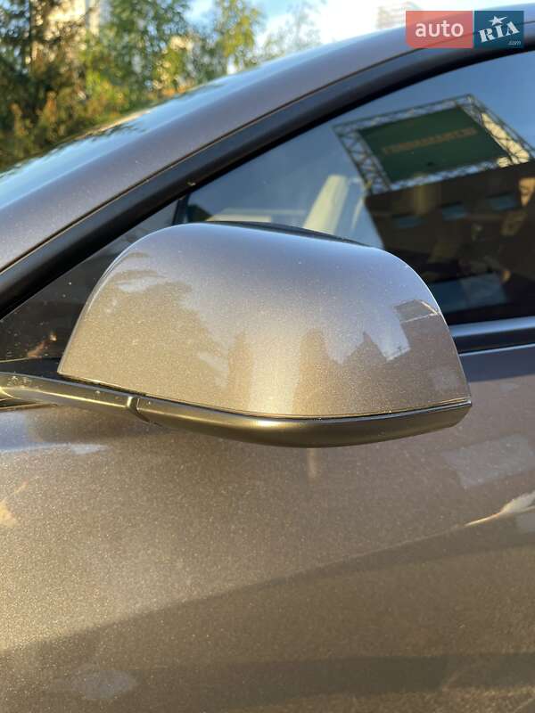Седан Tesla Model 3 2022 в Киеве фото 39 Седан Tesla Model 3 2022 в Киеве