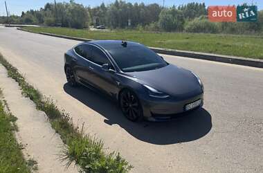 Tesla Model 3  2020