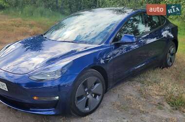 Tesla Model 3  2023