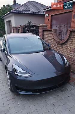 Tesla Model 3  2018