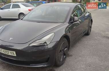 Tesla Model 3  2021