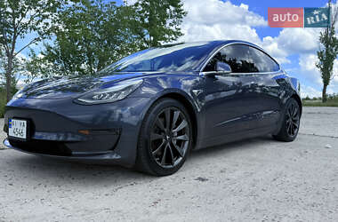 Tesla Model 3 2018
