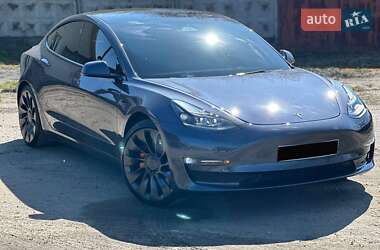 Tesla Model 3  2023
