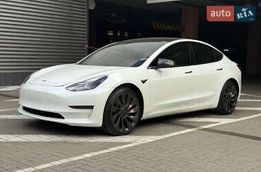 Tesla Model 3 2021