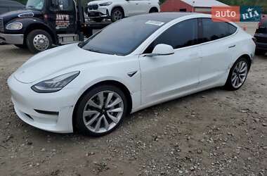 Tesla Model 3 2018