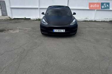 Tesla Model 3  2021