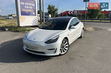 Tesla Model 3 2018