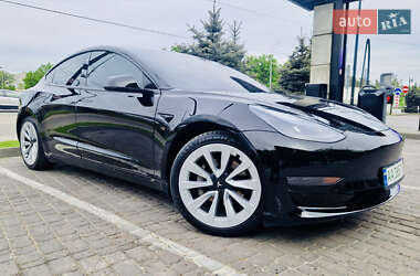 Tesla Model 3  2023