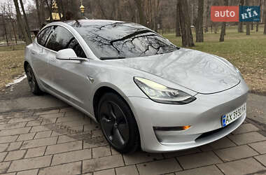 Tesla Model 3 2018