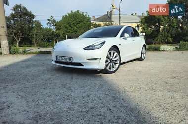 Tesla Model 3  2018
