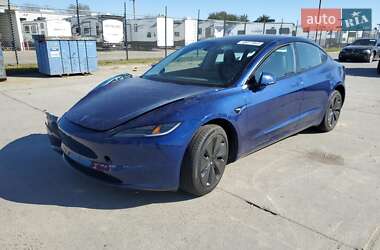 Tesla Model 3  2025