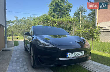 Tesla Model 3  2018