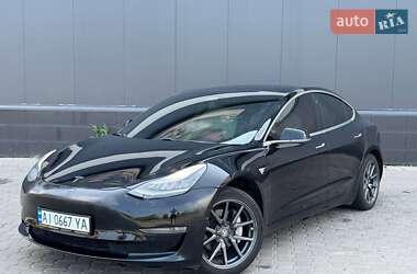 Tesla Model 3  2019