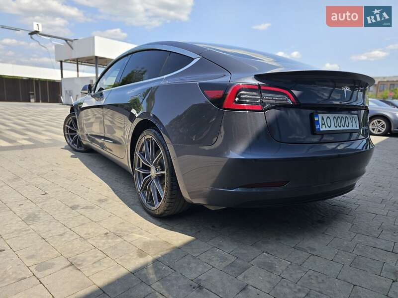 Седан Tesla Model 3 2020 в Ужгороді фото 9 Седан Tesla Model 3 2020 в Ужгороді