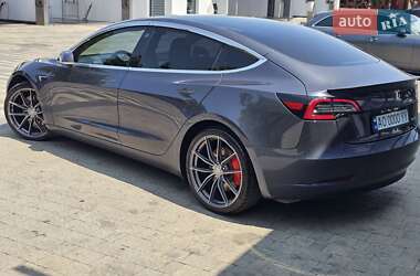 Седан Tesla Model 3 2020 в Ужгороді фото 4 Седан Tesla Model 3 2020 в Ужгороді