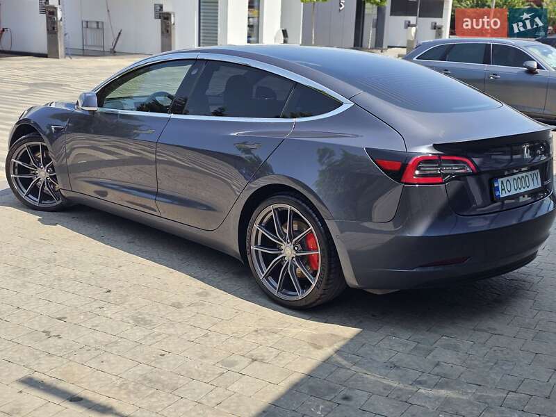 Седан Tesla Model 3 2020 в Ужгороді фото 4 Седан Tesla Model 3 2020 в Ужгороді