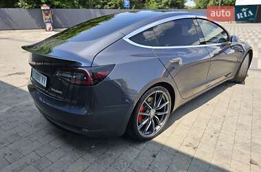 Седан Tesla Model 3 2020 в Ужгороді фото 6 Седан Tesla Model 3 2020 в Ужгороді
