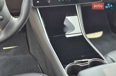 Седан Tesla Model 3 2020 в Ужгороді фото 13 Седан Tesla Model 3 2020 в Ужгороді