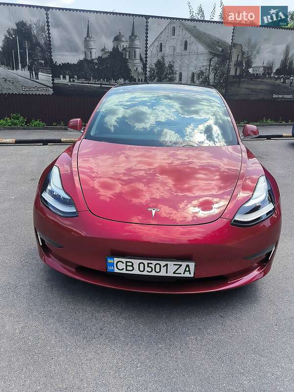 Седан Tesla Model 3 2019 в Києві