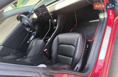 Седан Tesla Model 3 2019 в Києві