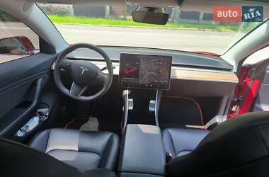 Седан Tesla Model 3 2019 в Києві