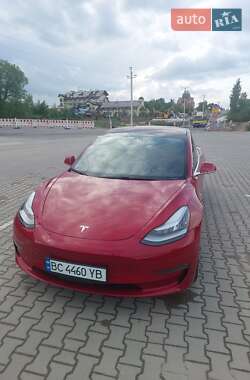 Tesla Model 3  2018